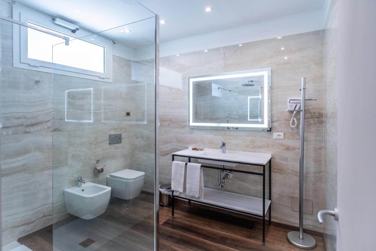 Hotel Globo Suite-Correnti Hotels Сан Ремо Екстериор снимка