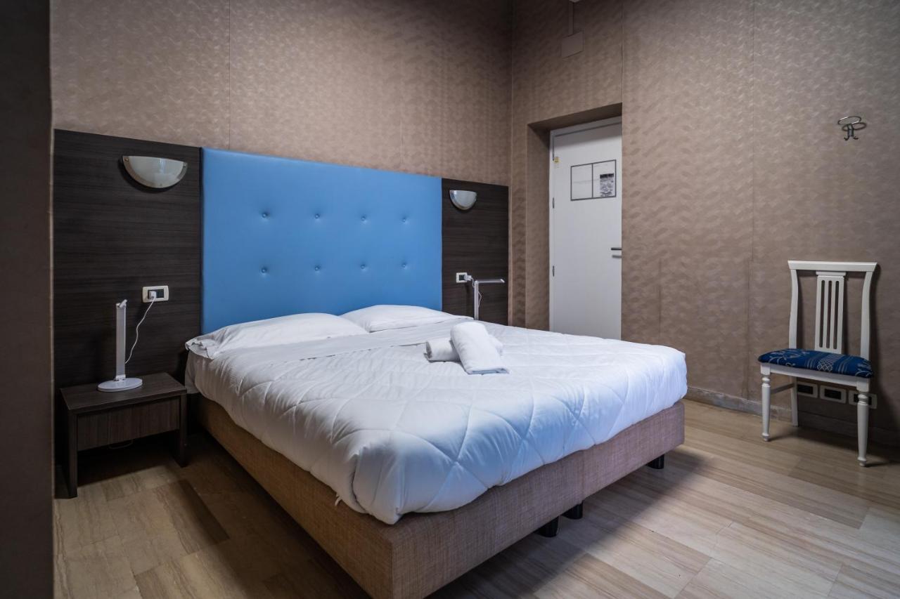 Hotel Globo Suite-Correnti Hotels Сан Ремо Екстериор снимка