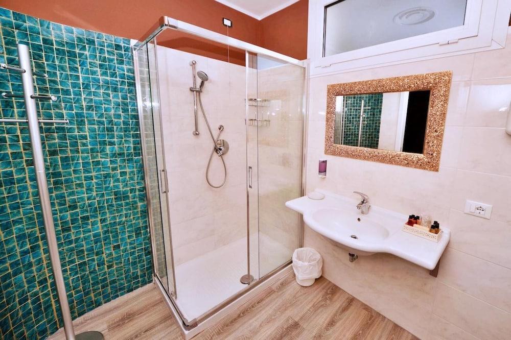 Hotel Globo Suite-Correnti Hotels Сан Ремо Екстериор снимка
