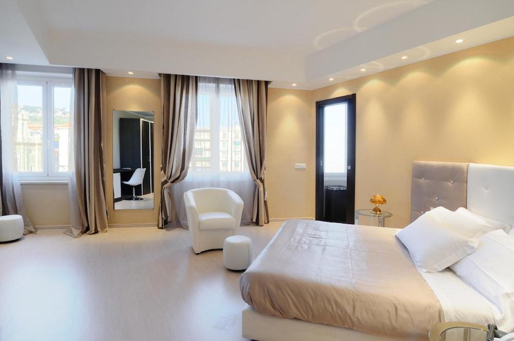 Hotel Globo Suite-Correnti Hotels Сан Ремо Екстериор снимка